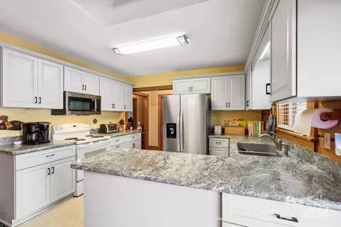 Kitchen - 42 Pine Tree Ln, Flat Rock, NC 28731 photo 2 of 2