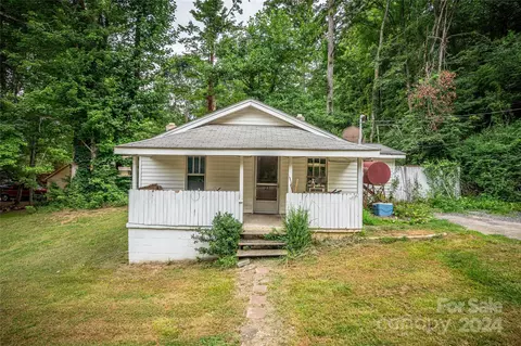 915 Pigeon St, Waynesville, NC 28786