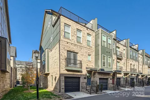 3801 Sky Haven Dr, Charlotte, NC 28209