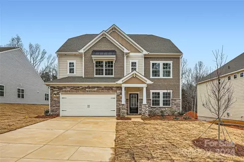 145 Dogwood Grove Pl, Troutman, NC 28166