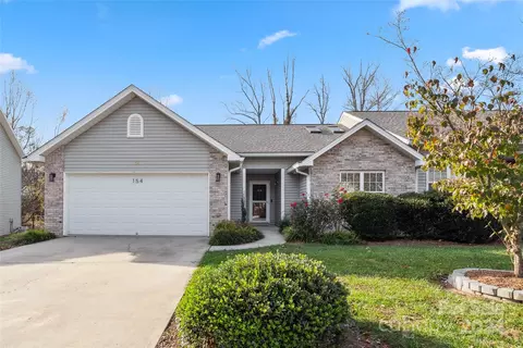 154 Wiltshire Cir, Fletcher, NC 28732