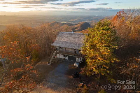 6830 Silver Creek Ln, Morganton, NC 28655