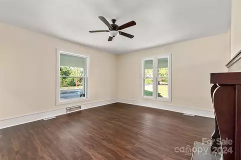 305 Elm St, Lancaster, SC 29720 photo 8