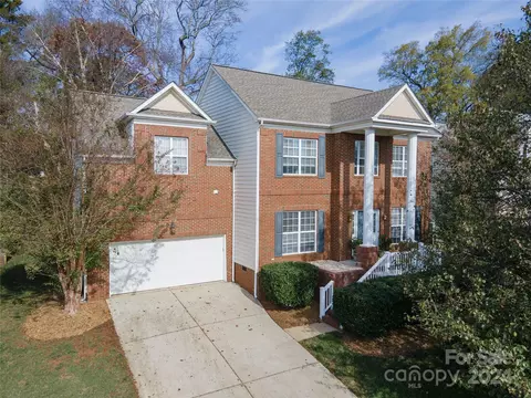 9427 Culcairn Rd, Huntersville, NC 28078