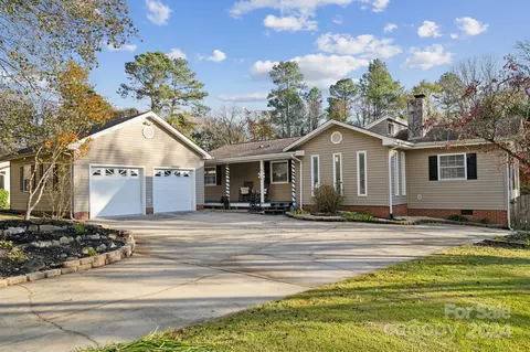 400 Neighbors Dr, Midland, NC 28107