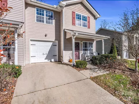 Exterior - 100 Creekside Dr, Brevard, NC 28712 photo 1 of 6
