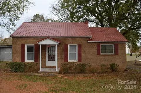 235 Linwood Rd, Mooresville, NC 28115