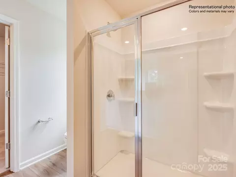 Bath - 2452 Trollinger Dr, Catawba, NC 28609 photo 2 of 4