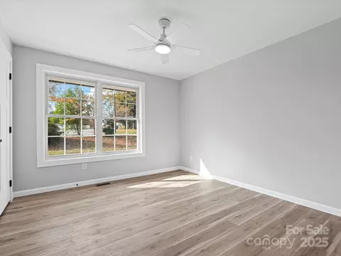 201 Seneca Pl, Charlotte, NC 28210 photo 36