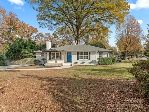 201 Seneca Pl, Charlotte, NC 28210 photo 6