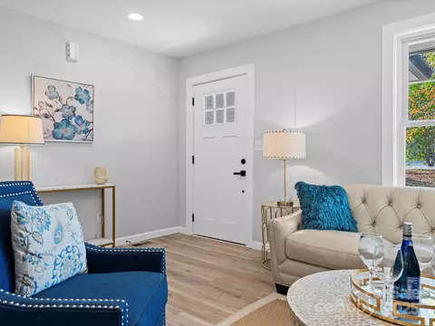 201 Seneca Pl, Charlotte, NC 28210 photo 10