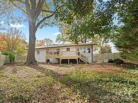 201 Seneca Pl, Charlotte, NC 28210 photo 46