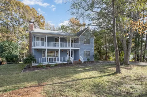 6538 Dougherty Dr, Charlotte, NC 28213