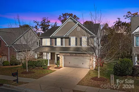 6122 Trailwater Rd, Charlotte, NC 28278