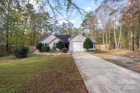 2306 Morningside Dr, Lancaster, SC 29720 photo 2