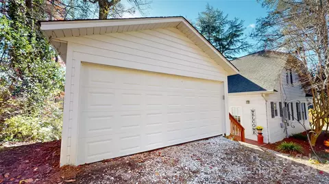 42 Viewpoint Dr, Marion, NC 28752 photo 8