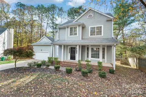 9905 Mountain Laurel Ln, Charlotte, NC 28269