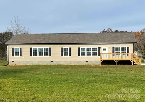 568 Drumstand Rd, Stony Point, NC 28678