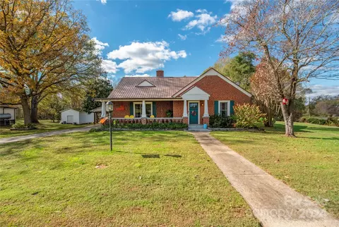 103 2nd Nw St NW, Catawba, NC 28609