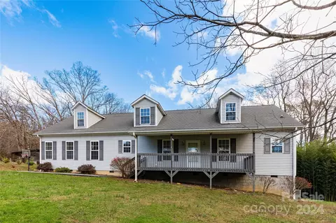 19 Grey Rock Vly, Black Mountain, NC 28711