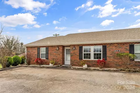 53 Buena Vista A Rdg #A, Marion, NC 28752