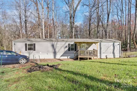 29 Long Ridge Rd, Candler, NC 28715