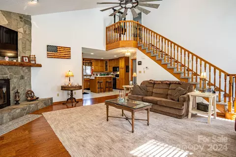 Living - 1106 Cat Square Rd, Vale, NC 28168 photo 3 of 5