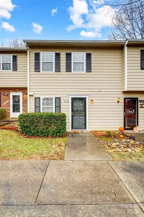 6102 Heath Ridge G Ct #G, Charlotte, NC 28210