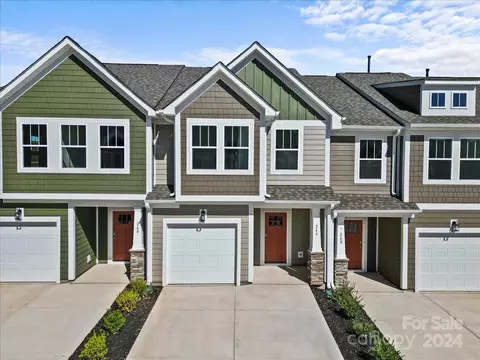 264 Tippin Trl, Travelers Rest, SC 29690
