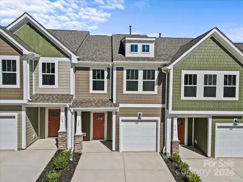 260 Tippin Trl, Travelers Rest, SC 29690