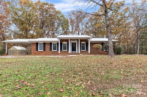 16695 Silver Rd, Oakboro, NC 28129