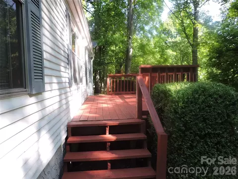 Exterior - 2271 Gouges Creek Rd, Spruce Pine, NC 28777 photo 2 of 14