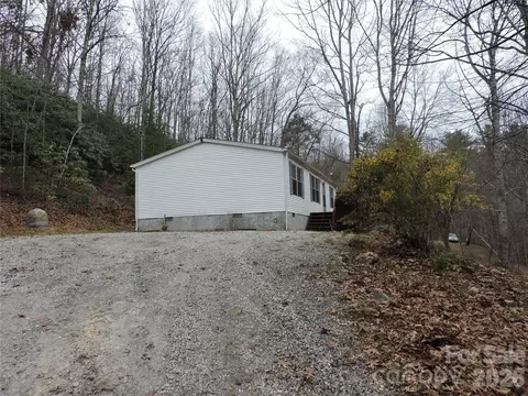 Exterior - 2271 Gouges Creek Rd, Spruce Pine, NC 28777 photo 8 of 14