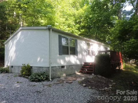 Exterior - 2271 Gouges Creek Rd, Spruce Pine, NC 28777 photo 1 of 14