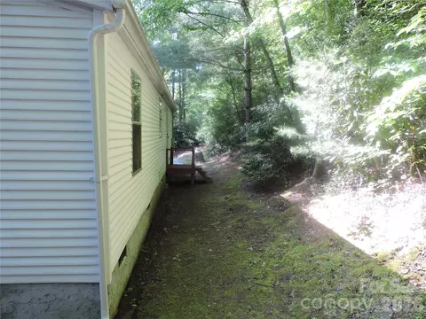 Exterior - 2271 Gouges Creek Rd, Spruce Pine, NC 28777 photo 13 of 14
