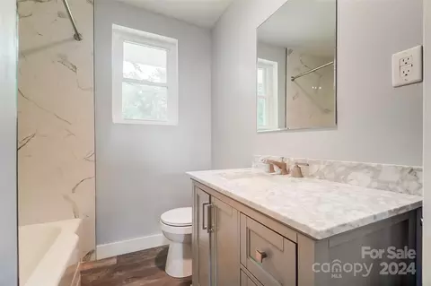 Bath - 2677 Mcilwain Rd, Lancaster, SC 29720 photo 1 of 2