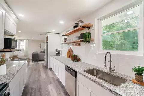 Kitchen - 2677 Mcilwain Rd, Lancaster, SC 29720 photo 1 of 3