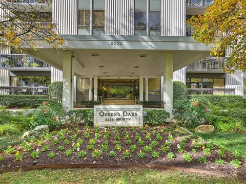 2222 Selwyn 504 Ave #504, Charlotte, NC 28207