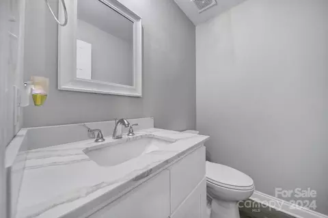 Bath - 2011 Saye Brook Dr, Monroe, NC 28112 photo 1 of 3