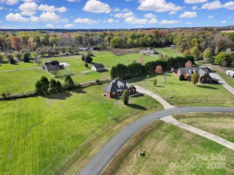 View/Area - 2011 Saye Brook Dr, Monroe, NC 28112 photo 2 of 4
