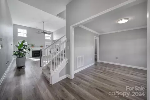 Entry Way - 2011 Saye Brook Dr, Monroe, NC 28112 photo 1 of 1