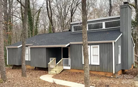 958 Sherwood Cir, Lancaster, SC 29720