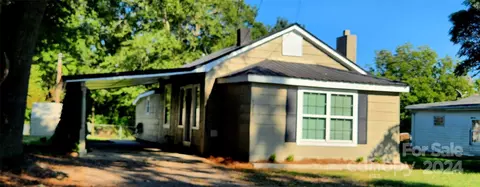 5202 Dellinger Cir, Cherryville, NC 28021