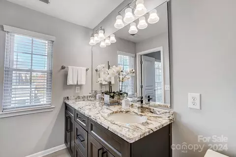 Bath - 651 Sixth Baxter Xing, Fort Mill, SC 29708 photo 2 of 5