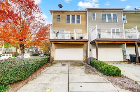 Exterior - 651 Sixth Baxter Xing, Fort Mill, SC 29708 photo 3 of 4