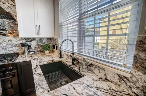 Kitchen - 651 Sixth Baxter Xing, Fort Mill, SC 29708 photo 4 of 6