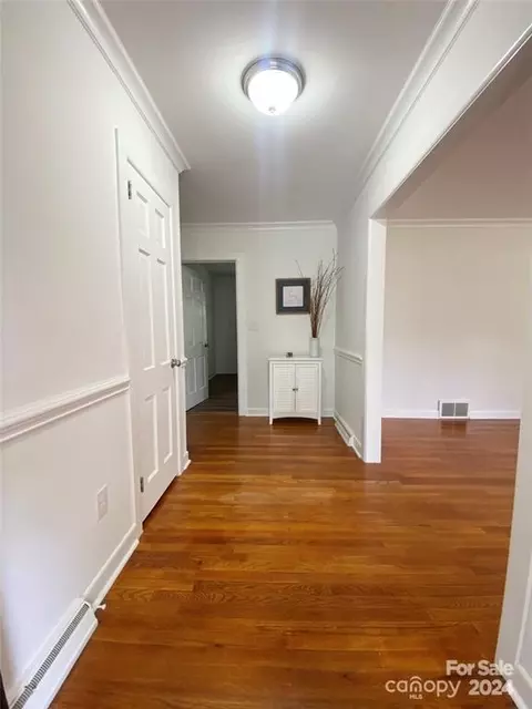 Entry Way - 1311 Evans Mill Rd, Pageland, SC 29728 photo 3 of 4