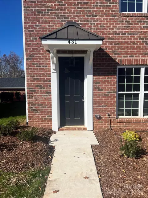 431 Beacon Nw St NW, Concord, NC 28027