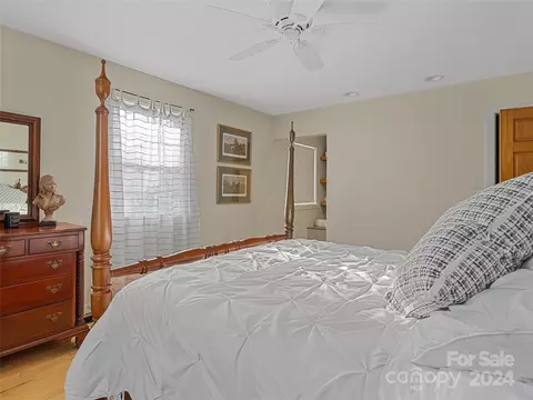 Bedroom - 2627 Pea Ridge Rd, Mill Spring, NC 28756 photo 5 of 10