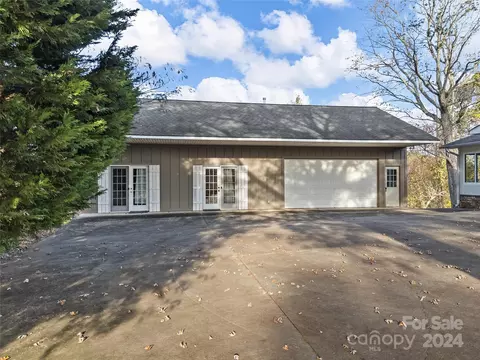 Exterior - 2627 Pea Ridge Rd, Mill Spring, NC 28756 photo 7 of 7